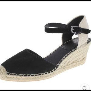 Never worn. Elia wedge. 
Suede upper
Canvas lined
Ankle buckle closure
2.5" heel